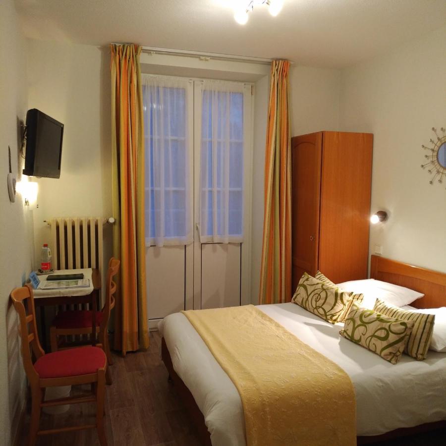 Logis Hotel Notre-Dame - Restaurant Ouvert Midi Et Soir Sauf Dimanche Soir Danne-et-Quatre-Vents ภายนอก รูปภาพ