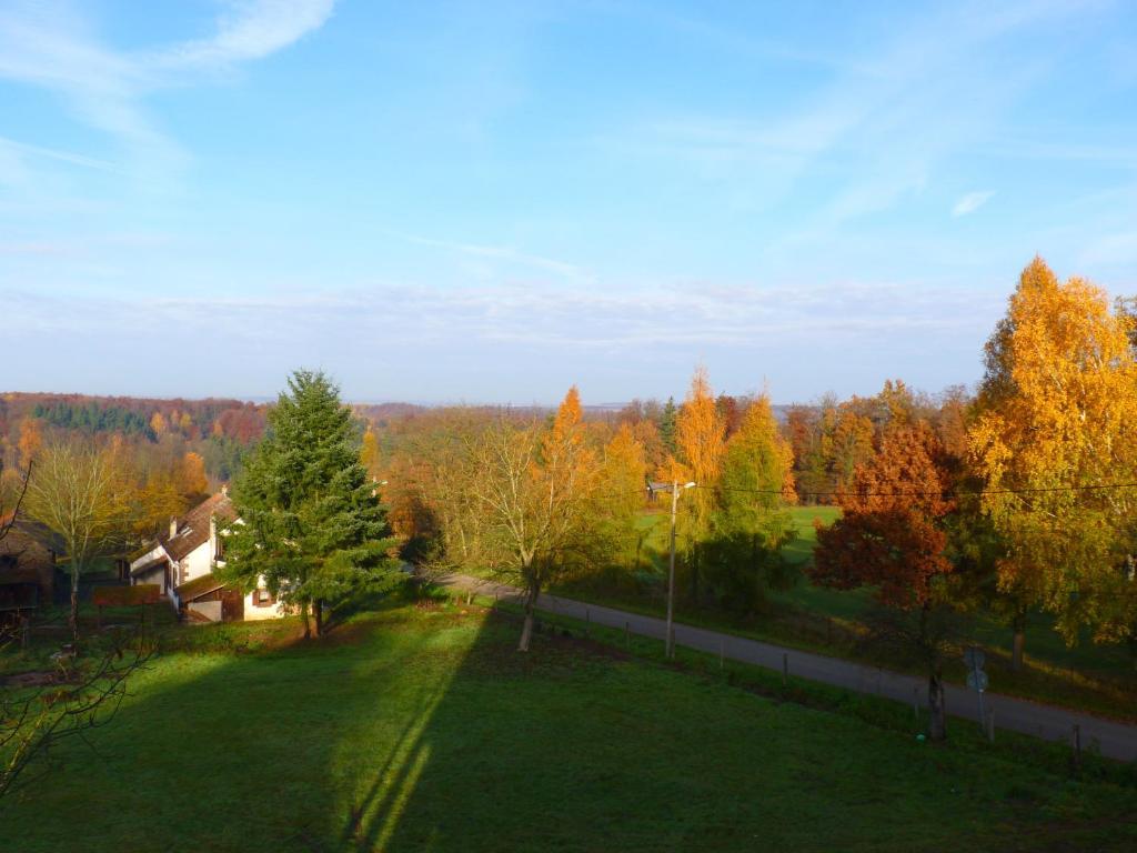 Logis Hotel Notre-Dame - Restaurant Ouvert Midi Et Soir Sauf Dimanche Soir Danne-et-Quatre-Vents ภายนอก รูปภาพ
